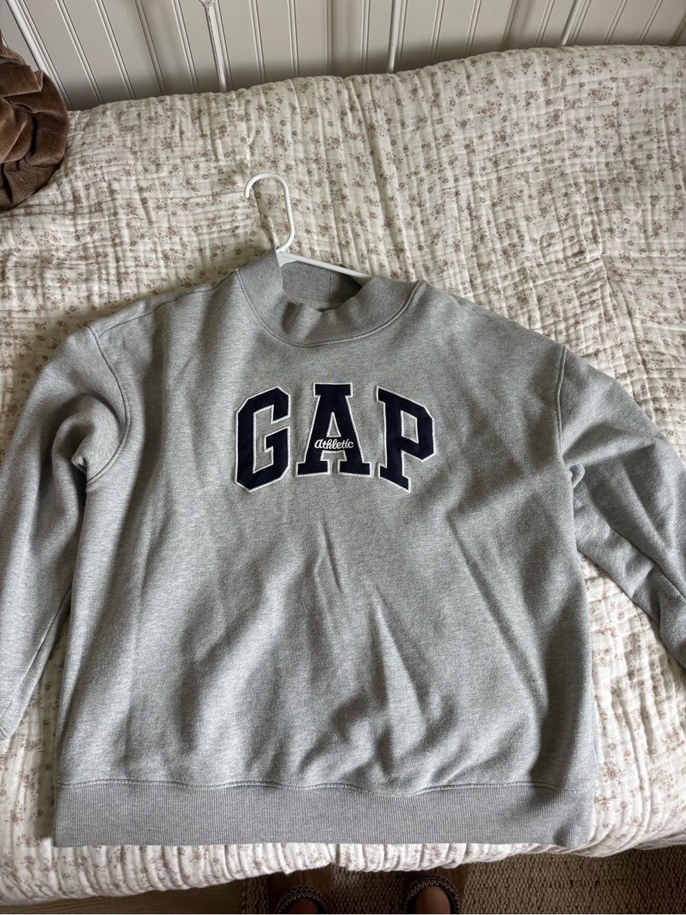 GAP Gray Mockneck Sweatshirt with Navy Logo